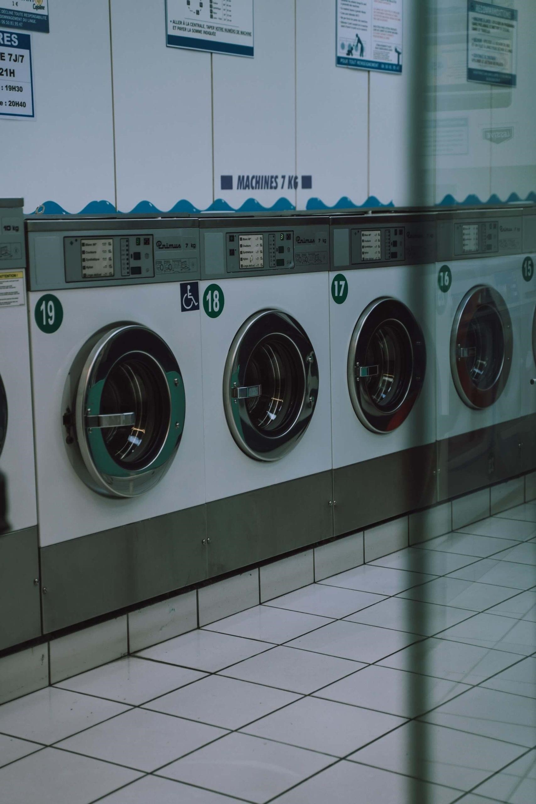 Dịch vụ giặt ủi Thủ Đức: Tiện ích và lợi ích cho quần áo